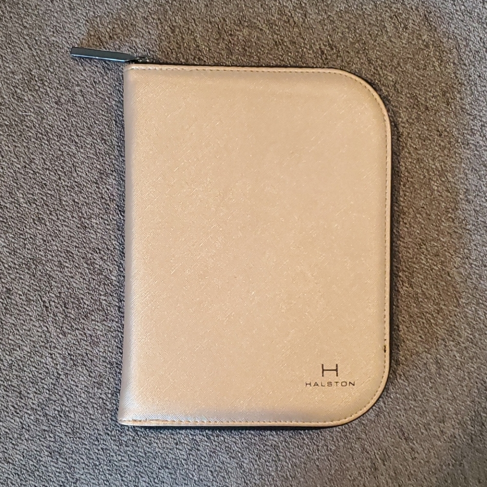 HALSTON Travel Jewelry Portfolio